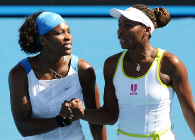 ウィリアムス姉妹 ダブルス初戦を突破、全豪オープン