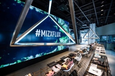 アディダスが新アプリをリリース、スニーカーカスタマイズ