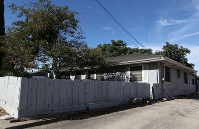 米女児監禁事件、逮捕された男の自宅を捜索 別の殺人事件との関連を調査