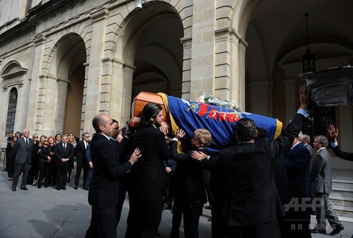 スペイン一の資産家 アルバ公爵夫人死去 写真7枚 ファッション ニュースならmode Press Powered By Afpbb News