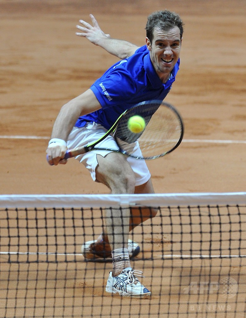 フェデラー涙、スイスが念願のデビスカップ初優勝