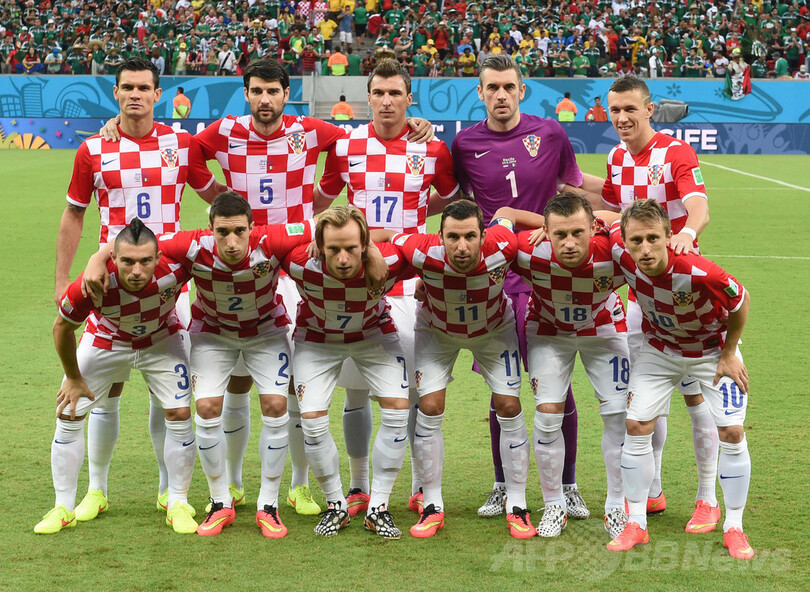 メキシコが快勝、決勝トーナメント進出決める