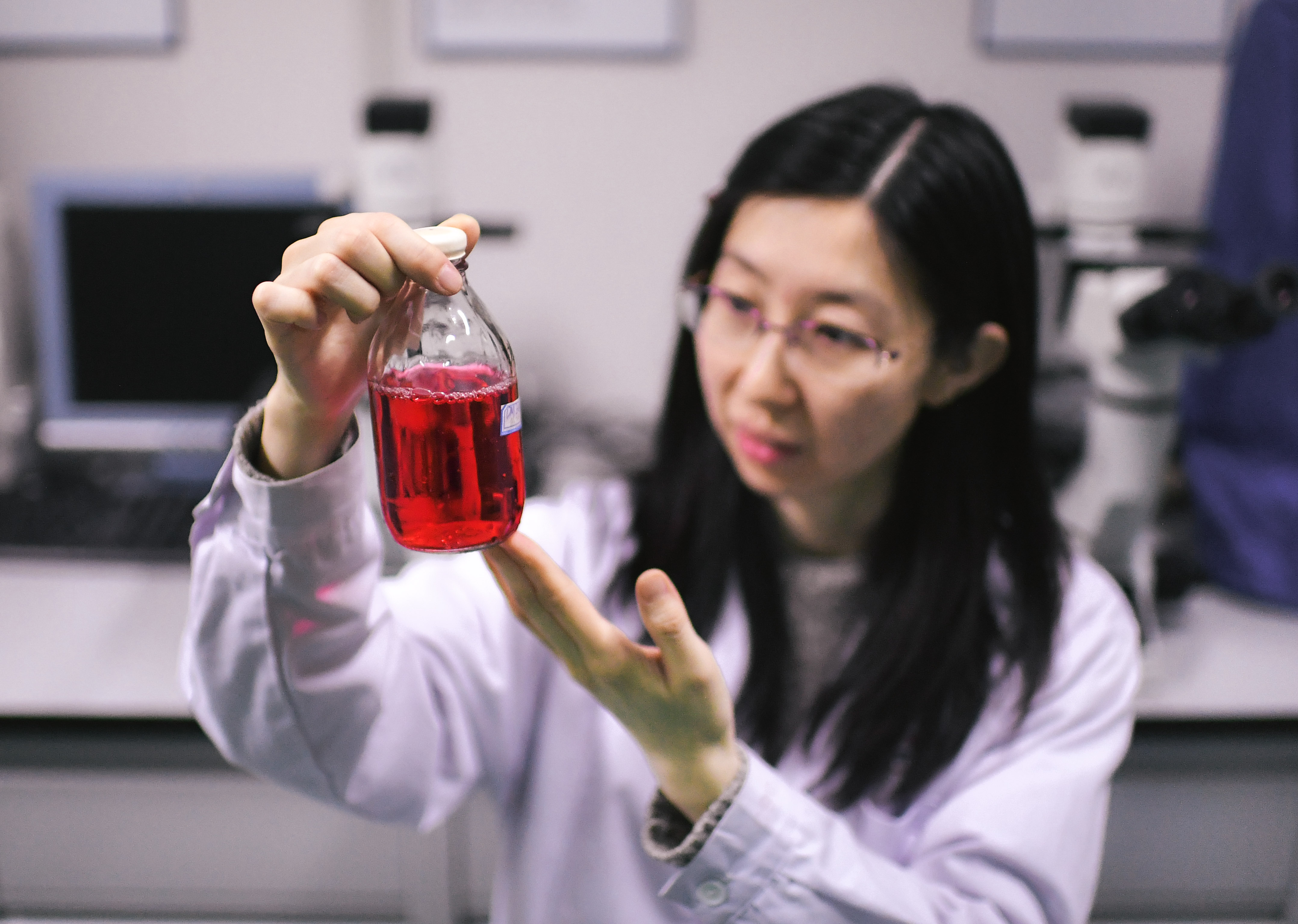 中国の科学者ら、ヒト細胞の新型抗HIVタンパク質を発見 中国の科学者ら、ヒト細胞の新型抗HIVタンパク質を発見
