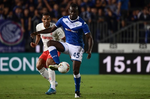 ユーベが暫定首位浮上 バロテッリ初出場のブレシア下す 写真11枚 国際ニュース Afpbb News