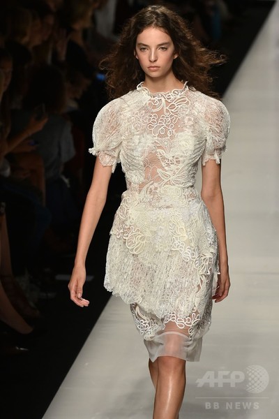 「エルマンノ シェルヴィーノ」17年春夏