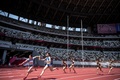 東京・国立競技場で行われた陸上の東京五輪テスト大会（2021年5月9日撮影）。(c)Charly TRIBALLEAU / AFP