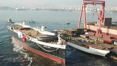 動画:世界最長級の風力貨物船 トルコで進水式