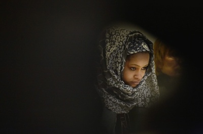 集団レイプされたチャドの少女、「正義を求めて闘う」と決意