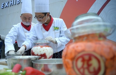 四川省で国際ピクルス博覧会