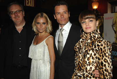 映画「Factory Girl」プレミア上映会開催、シエナ・ミラーら出演者が登場 - 米国