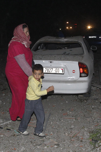 イスラエル軍、ガザ空爆でハマス幹部殺害 地上戦の用意も