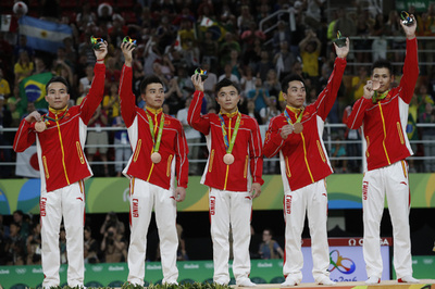 国際体操連盟会長「日本見習うべき」、リオ惨敗の中国体操を批判