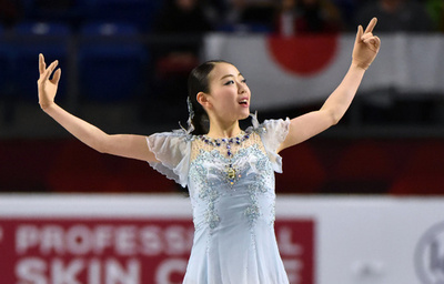 紀平が女子SP世界最高記録を更新、フィギュア国別対抗戦