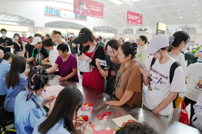 中国の端午節連休の鉄道旅客数、過去最高の7875万人超す