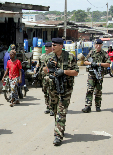 反政府勢力と和平協定調印、平和維持部隊撤退か - コートジボワール