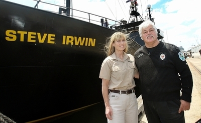 「シー・シェパード」船長が「クロコダイル・ハンター」の野生動物保護賞を受賞