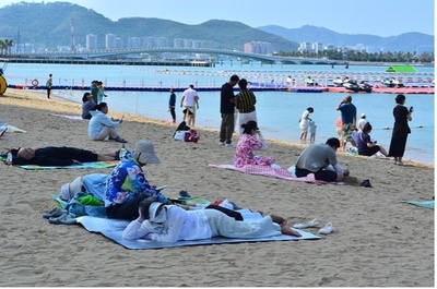 中国各地で「オフピーク旅行」が人気