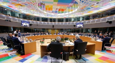 EU首脳会議、英国のEU離脱合意案を承認