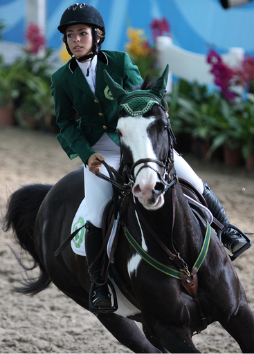 消えた五輪出場、サウジが初許可の女性選手