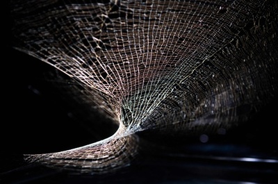 クモの巣から宇宙へいざなう…トマス・サラセーノ展 米NY