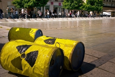 廃棄された放射線装置で被ばく、1人死亡 インド