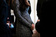 妊娠4か月のキャサリン妃、リハビリ施設訪問 お腹ふっくら