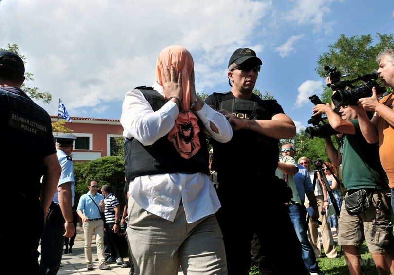 ギリシャ裁判所、クーデターで逃亡したトルコ軍の8人に有罪判決