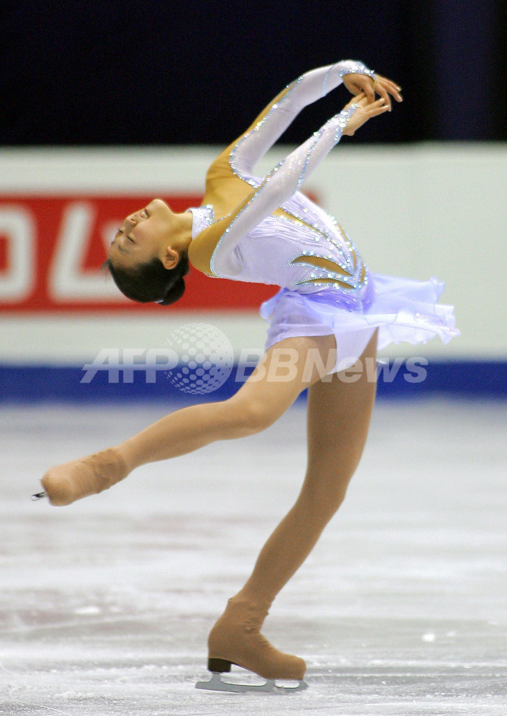 浅田真央 四大陸選手権08 女子シングルspで首位 写真3枚 国際ニュース Afpbb News