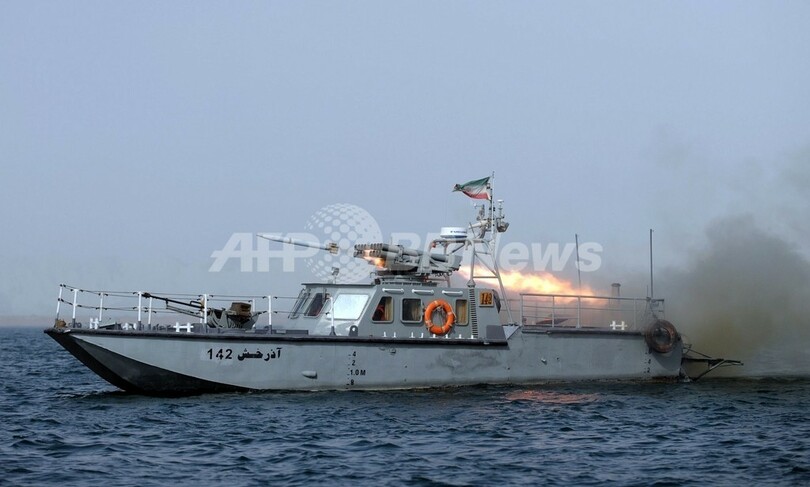 「中距離対空ミサイルの試射に成功」、イラン海軍