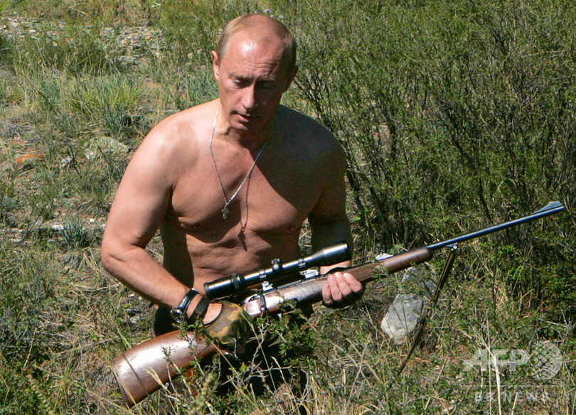 改革派から強硬派へ、プーチン氏の20年 スターリン以来の長期政権