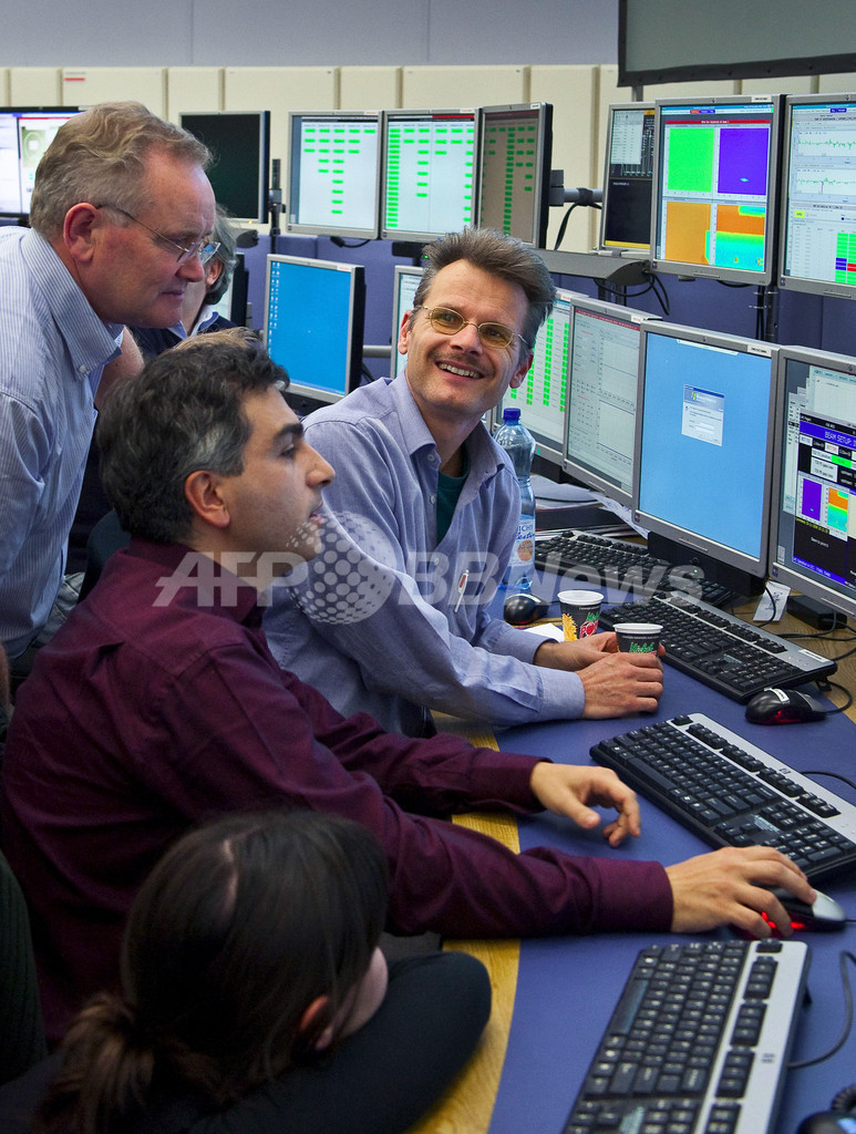 世界最大の粒子加速器「LHC」、14か月ぶりに稼動再開