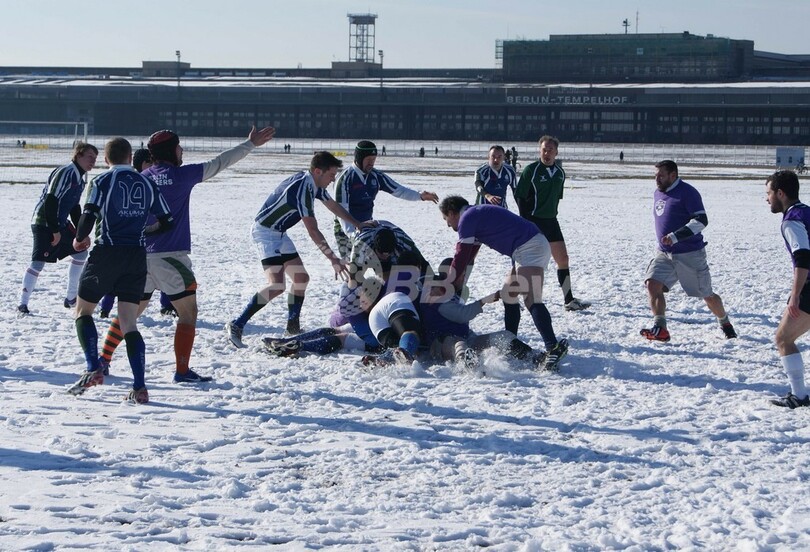 ドイツ初、同性愛者男性のラグビーチーム