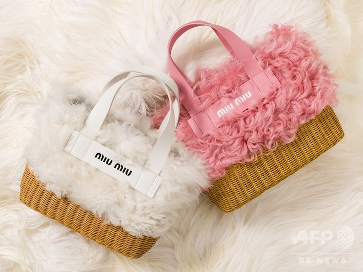 しましたが miumiu - miumiu♡世界に8点！ファーバックの通販 by