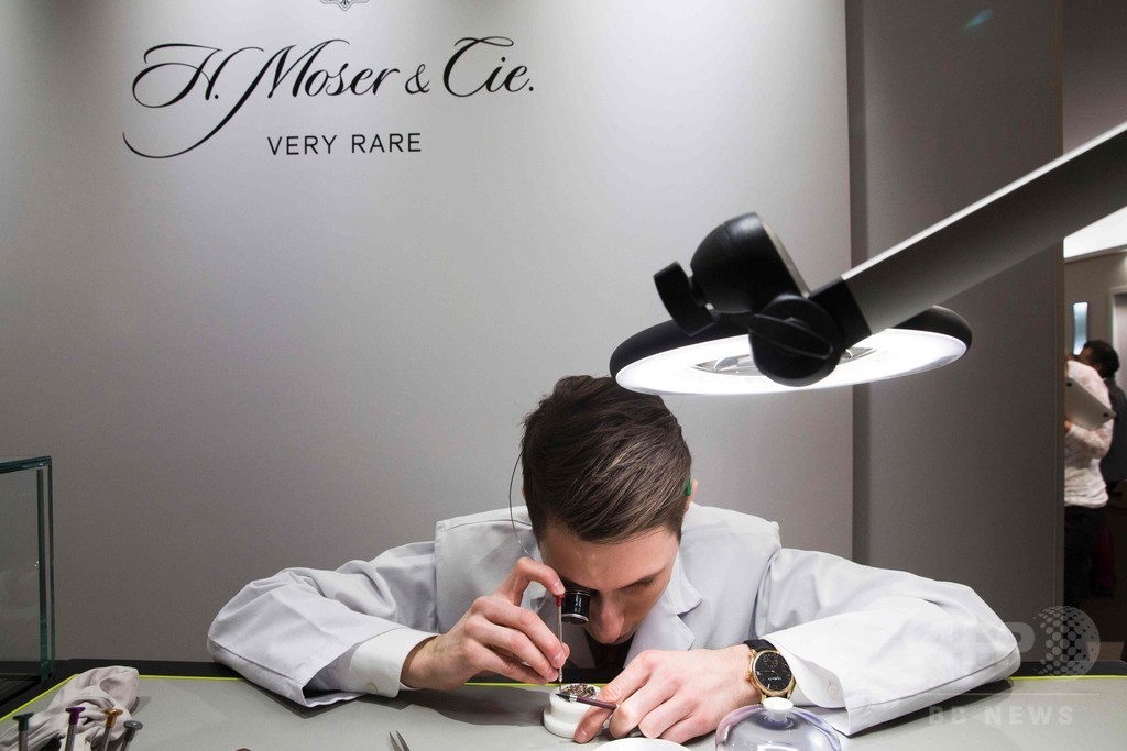 【写真特集】国際高級時計見本市「SIHH 2017」開幕
