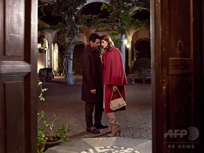 「アニオナ」秋冬コレクションの魅力をフィルムで堪能