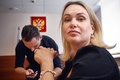 ロシアの首都モスクワの裁判所で公判に備えるマリーナ・オフシャンニコワさん（2022年8月8日撮影、資料写真）。(c)Alexander NEMENOV / AFP 