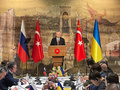 トルコ・イスタンブールで、ウクライナとロシアの停戦交渉を前に記者会見に臨むトルコのレジェプ・タイップ・エルドアン大統領。ウクライナ大統領府提供（2022年3月29日撮影、提供）。(c)UKRAINIAN PRESIDENTIAL PRESS SERVICE / AFP