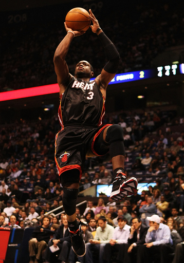 ヒート ネッツを破り連敗を3で止める