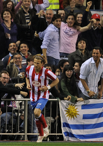 アトレティコ ビジャレアルに逆転勝利で5位浮上