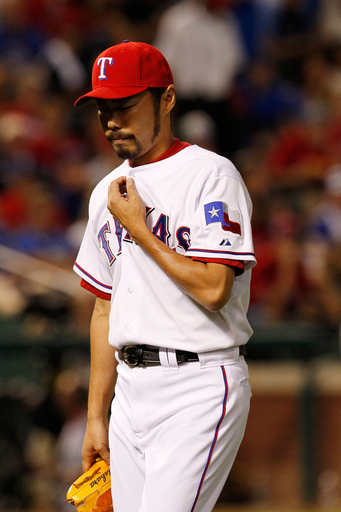 上原 アウトを1個も取れず降板、レンジャーズは勝利