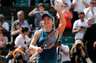 ハレプが全仏決勝進出、悲願のGS制覇へ四度目の正直なるか