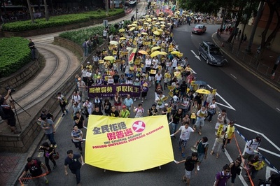 香港で爆破計画か、「爆発物」発見で9人拘束 警察発表