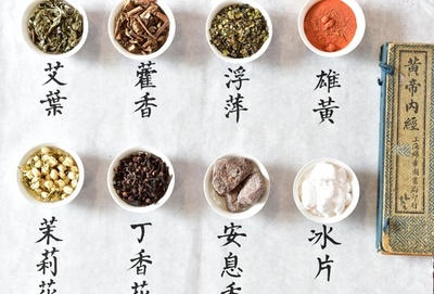 端午の節句に伝統薬の香り袋 浙江・義烏