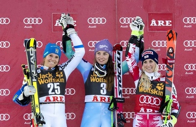 マゼが女子大回転第3戦制す、アルペンスキーW杯