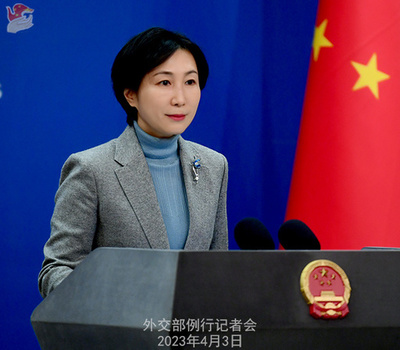 中国外交部「日本は慎重な政策決定を」 半導体装置の輸出管理強化受け