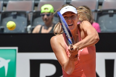 シャラポワ、セレーナらが3回戦一番乗り イタリア国際