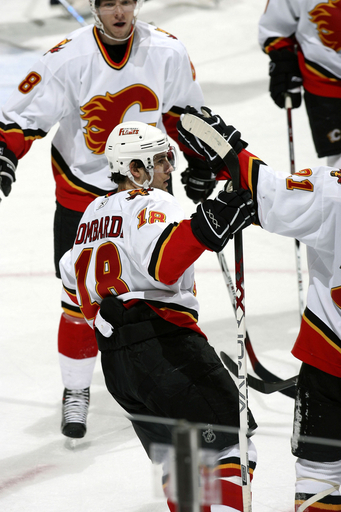 ＜06-07NHL＞フレームス オイラーズを降し2連勝 - カナダ