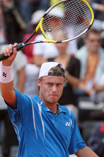 ヒューイット マウー下し全仏2回戦へ