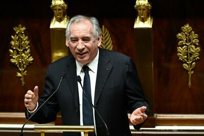 「何をもってフランス人か」 仏首相、移民めぐる国民的議論呼び掛け