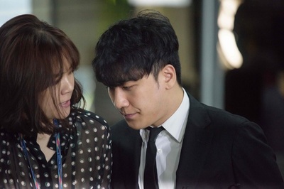 BIGBANG元メンバー、ソウル中央地裁に出頭 売春あっせん疑いで逮捕状審査